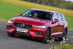 Volvo V60 D3 Momentum 2018 года (UK)